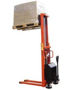 500KG ELECTRIC LIFT PALLET STACKER LIFTING A LOADED PALLET