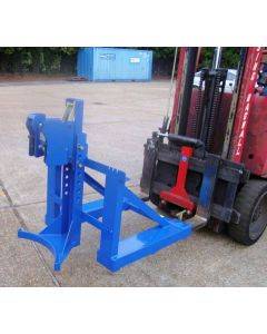 GRAB-O-MATIC TWIN HEAD DRUM HANDLER ATTACHED TO FORKLIFT TRUCK